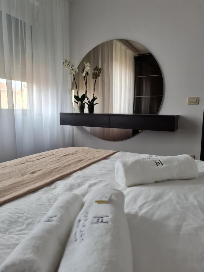 Harmony Apartmani 阿然德洛维克 外观 照片